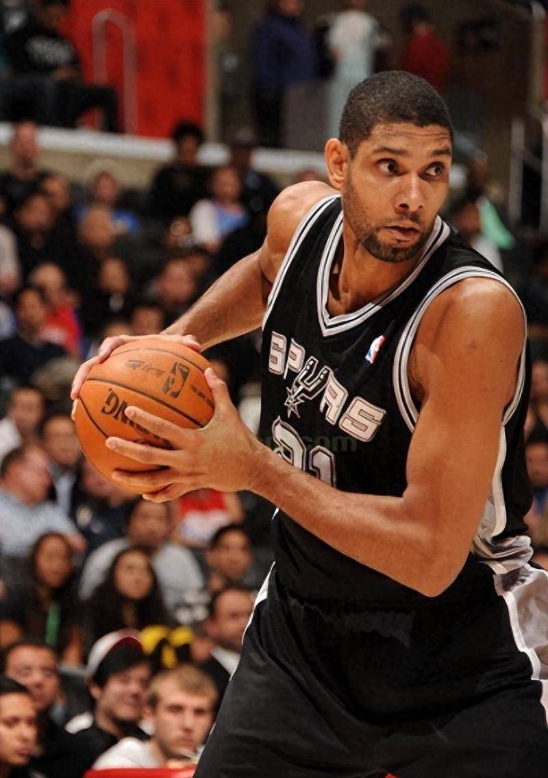 米体：尤里奇帅位岌岌可危，帕拉迪诺、莫塔和曼奇尼是候选者（米体：尤里奇帅位不稳，帕拉迪诺、莫塔、曼奇尼进入候选名单）