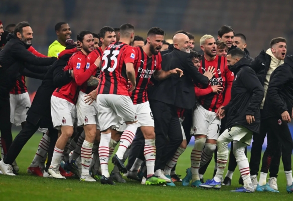 什琴斯尼哥哥：我弟更愿意坐板凳，需要他时再出场帮忙（什琴斯尼兄长：弟弟宁当替补，球队需要时再上场助阵）