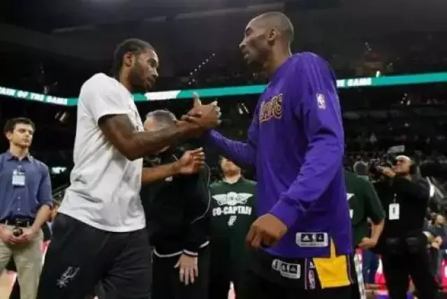 火箭对太阳伤病报告：布克＆杰伦·格林缺席，利弗斯出战成疑（火箭vs太阳伤情更新：布克、杰伦-格林缺阵，利弗斯出战存疑）