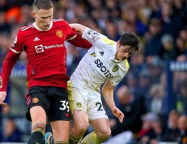 凌空抽射太炸裂了