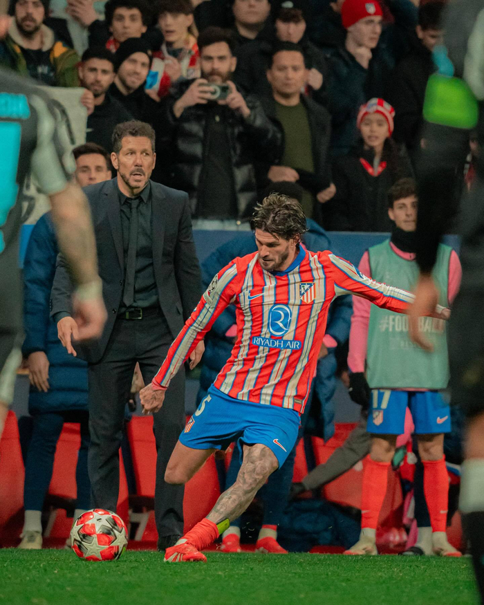 库普梅纳斯：我们想拿意杯冠军，但接下来要专注踢那不勒斯